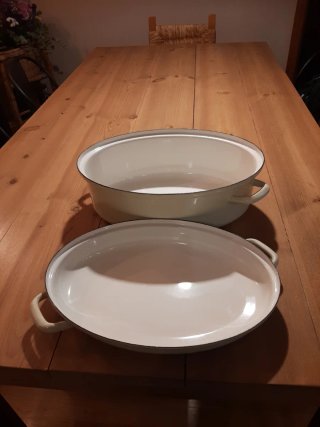 Olla ovalada IKEA blanca