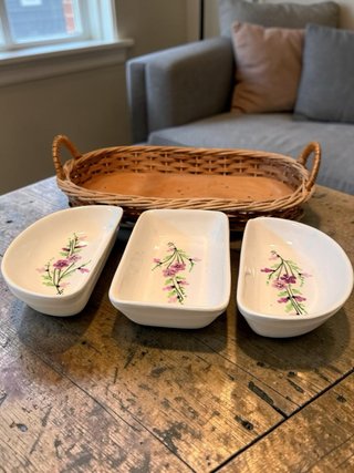 Bandejas para aperitivos con cesta