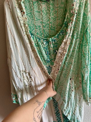 Vestido largo de tirantes hippie, chaqueta a juego