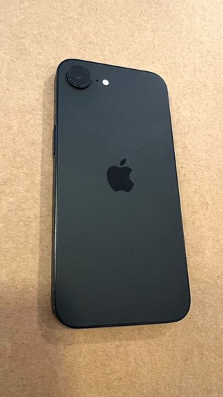 iPhone 16e Negro