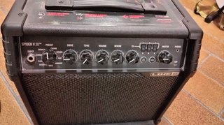 Guitarra Eléctrica Yamaha Pacifica y amplificador