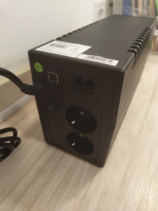 Green Cell SAI 600VA UPS01LCD