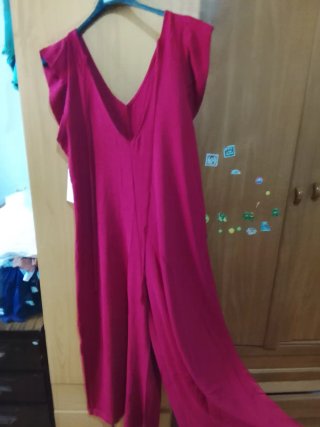Mono rojo mujer