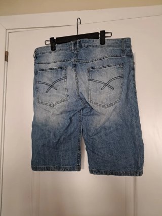 Pantalón corto vaquero hombre