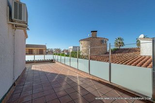 Casa en venta en Empuriabrava en Castelló d´Empúries
