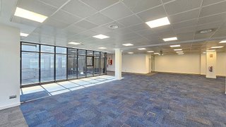 Oficina en alquiler en Zona Industrial en Prat de Llobregat, El