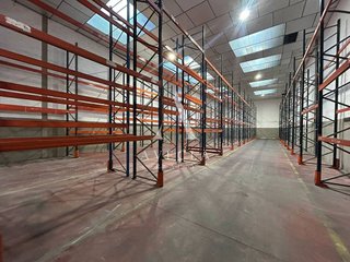 Nave industrial en alquiler en Viladecavalls