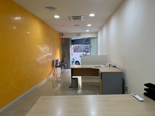 Local comercial en alquiler en El Centre en Esplugues de Llobregat