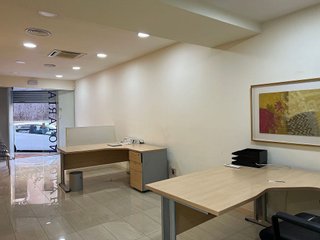 Local comercial en alquiler en El Centre en Esplugues de Llobregat
