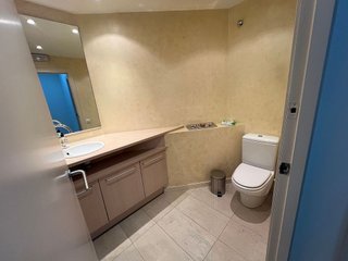 Local comercial en alquiler en El Centre en Esplugues de Llobregat