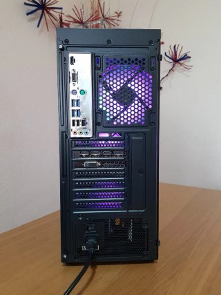 PC Gaming Ryzen 5 4650g GTX 1060 6GB 16GB RAM