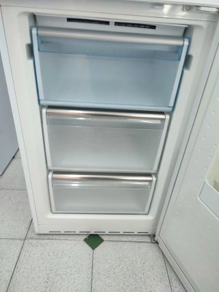 Nevera combi marca Siemens 200/60cm A+ con garantí
