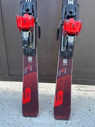 Esquís SL Atomic Redster S9 1’55 cm