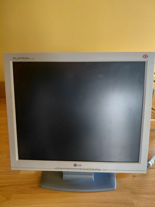 Pantalla LG Flatron L1715S Beige