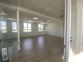 Local comercial en alquiler en Polígono Industrial Gamonal - Ventilla en Burgos