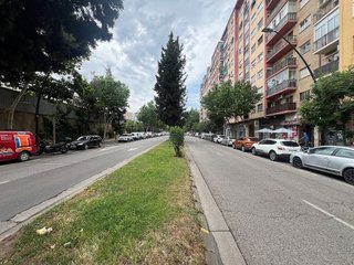 Bar en alquiler en Salvador Allende en Zaragoza