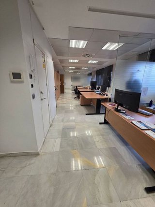 Oficina en alquiler en La Calzada en Sevilla