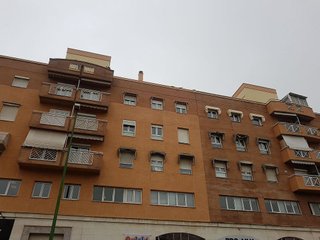 Oficina en alquiler en La Calzada en Sevilla
