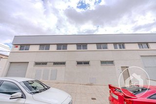 Local comercial en alquiler en Petrer