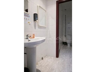 Local comercial en alquiler en Ciutat Jardí en Valencia
