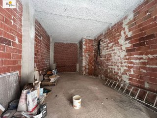 Local comercial en alquiler en Marxalenes en Valencia