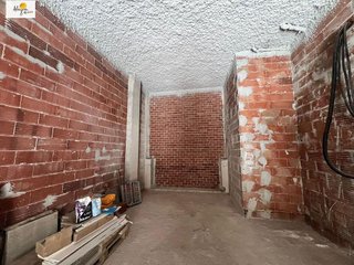Local comercial en alquiler en Marxalenes en Valencia