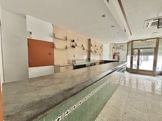 Local comercial en alquiler en Paseo Sagasta en Zaragoza