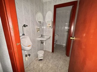 Local comercial en alquiler en Paseo Sagasta en Zaragoza
