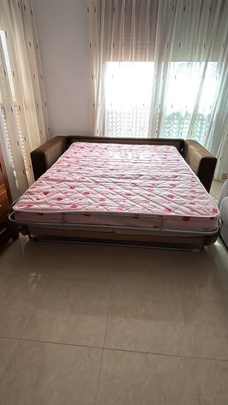 Sofá cama 3 plazas tela beige y marrón