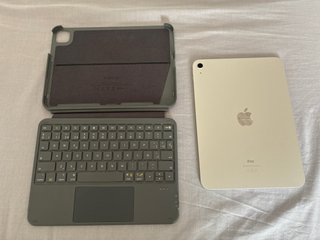 iPad 10ª Gen 256GB + Teclado Bluetooth