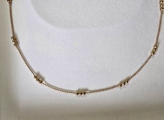 Collar Oro  con cuentas