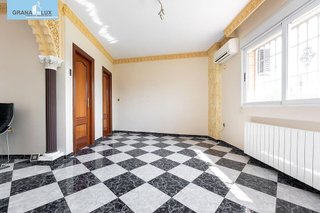 Chalet en venta en Ogíjares