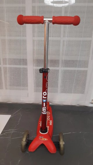 Patín Mini Deluxe Rojo Poco Uso