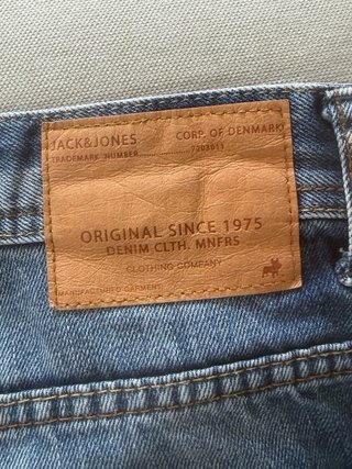 Pantalones cortos vaqueros Jack & Jones talla M