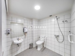 Local comercial en venta en Valderas - Los Castillos en Alcorcón