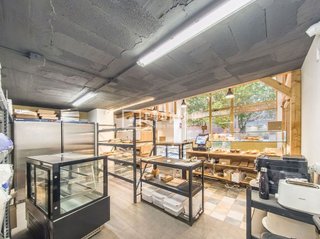 Local comercial en venta en Valderas - Los Castillos en Alcorcón