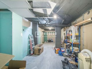 Local comercial en venta en Valderas - Los Castillos en Alcorcón