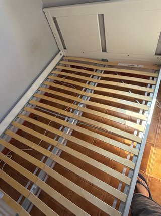 Colchón y base cama casi nuevos 634 46 42 00