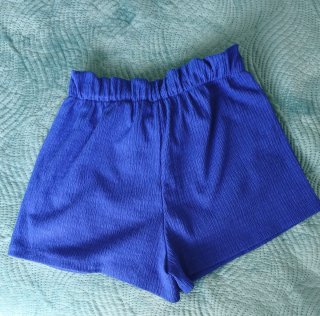 Shorts azul eléctrico de H&M