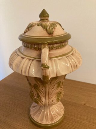 Vaso con coperchio porcellana Capodimonte
