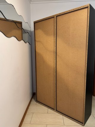 Armário IKEA BESTÅ Preto com Portas