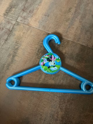 9 Perchas infantiles Disney