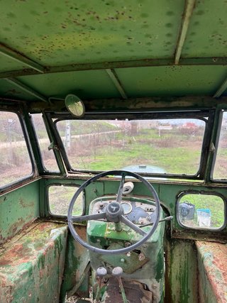 Tractor John Deere 818