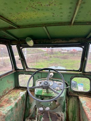 Tractor John Deere 818