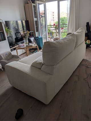 Sofá beige 2 plazas