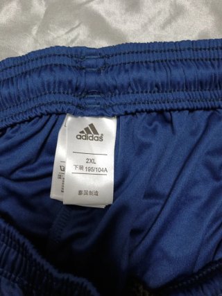 Pantalón corto Real Madrid Adidas Talla XXL n 9