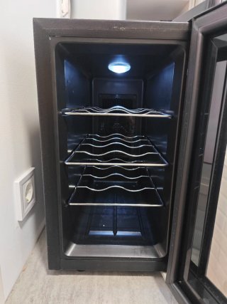 Vinoteca IKOHS Vinariam 800