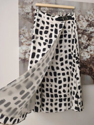 Falda Massimo Dutti Estampada