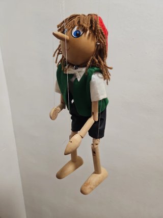 Marioneta de madera estilo Pinocho