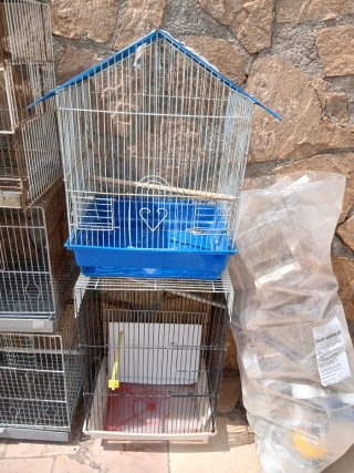 12 Jaulas para pájaros (varios tamaños)